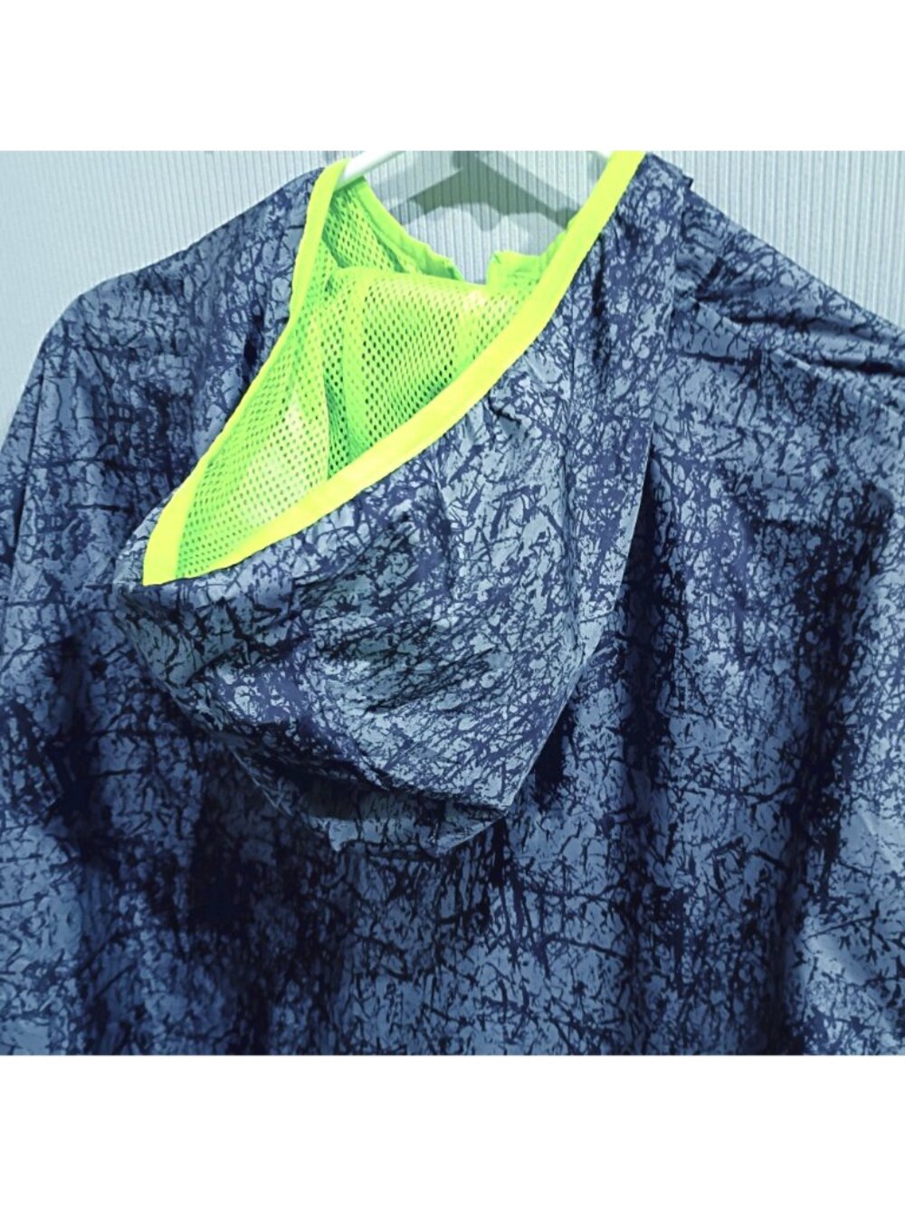 Old Navy Active Mens XXXL Hooded Windbreaker Jacket Blue/Black Abstract Print - Picture 6 of 10